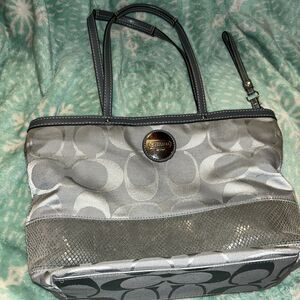 Coach Purse Handbag Bag F1126-F18365 Gray Stripe Preowned
